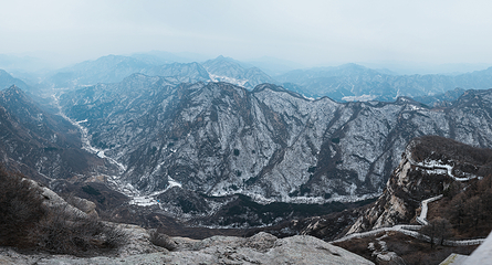 五岳寨风景区第 14 张图片
