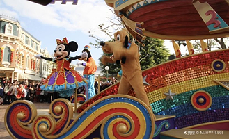 【中国香港】迪士尼飞天巡游
