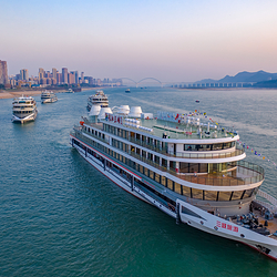 交运两坝一峡游船