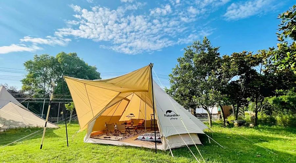 好友营帽峰露营地