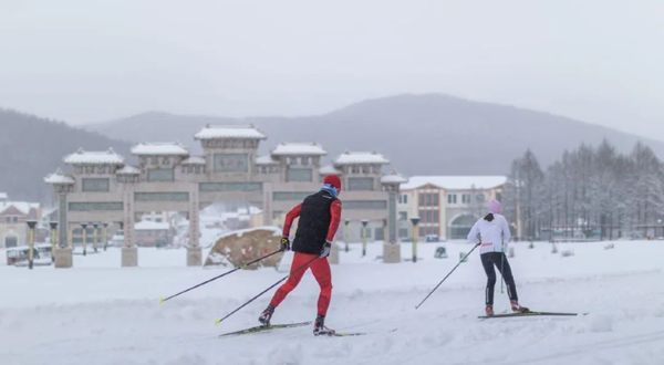 鼎双滑雪俱乐部