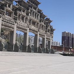 子洲广场石牌楼