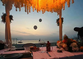 乌斯怀亚书吧餐厅