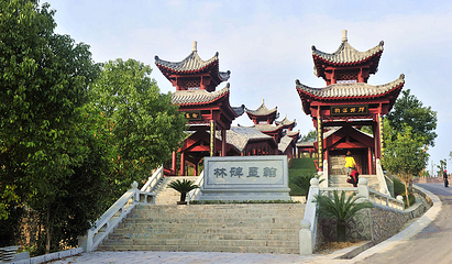 来凤县仙佛石窟景区第 14 张图片