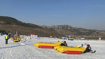 芦南大雪坪冰雪大世界