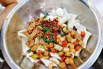 爱骅裤带面馆(总店)第 3 张图片