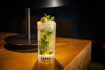 深圳康莱德酒店·徊Collective Bar&Grill第 7 张图片