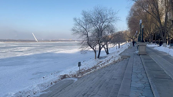 江畔公园(江畔路)