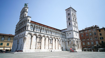 卢卡圣弥额尔广场