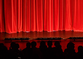 英国伦敦 · 话剧《Inter Alia》