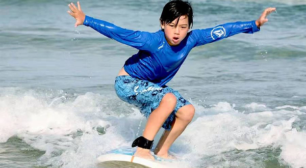 后浪冲浪俱乐部(日月湾店)