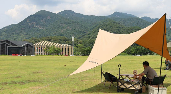 生态小镇露营地