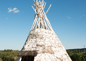 鄂伦春民俗旅游区