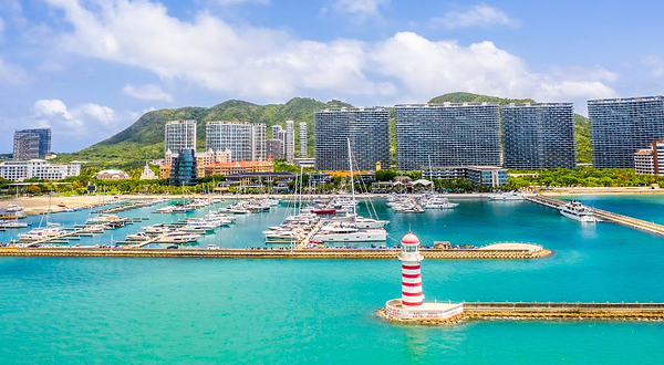 三亚半山半岛帆船港