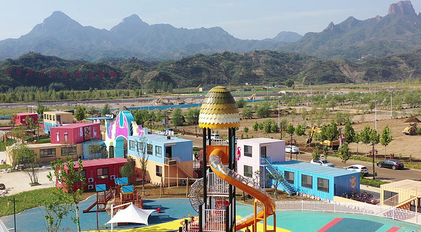 红鼻子成长乐园