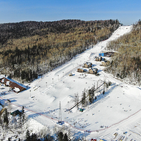 长白山和平滑雪场