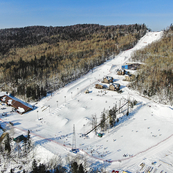 长白山和平滑雪场
