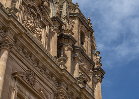 克莱雷西亚神学院