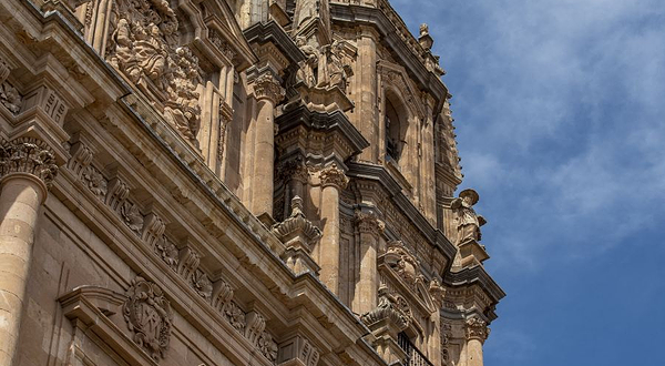 克莱雷西亚神学院