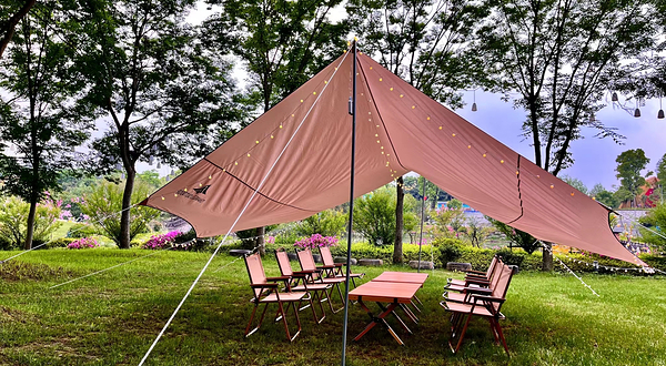 萤火虫森林露营地