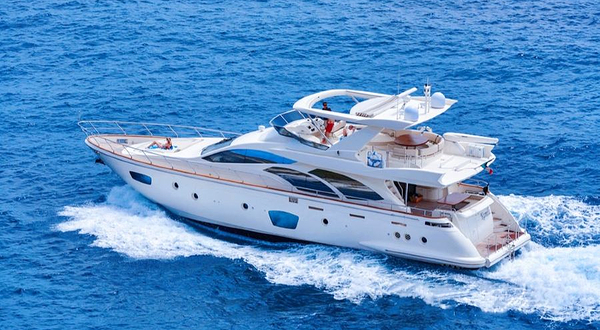 三亚享程潜水游艇俱乐部