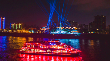 “浔阳江号”游轮