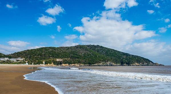 东沙湾海滨浴场