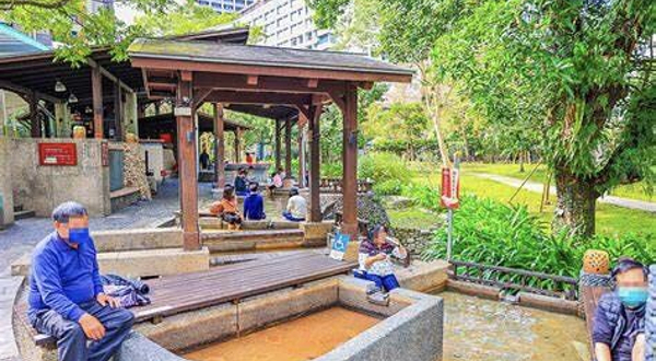 礁溪温泉公园泡脚池