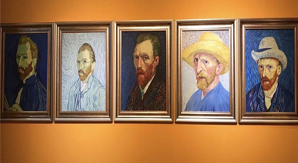 梵高抖拍艺术馆