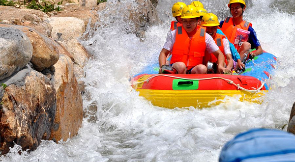 双溪大峡谷漂流