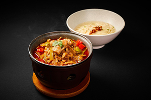 上海大华长风华邑酒店·麺家