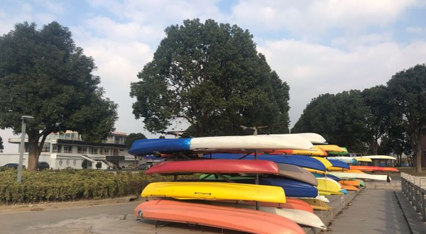 东兴国际游艇俱乐部