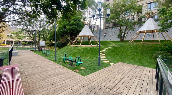 博塑八千集半山营地