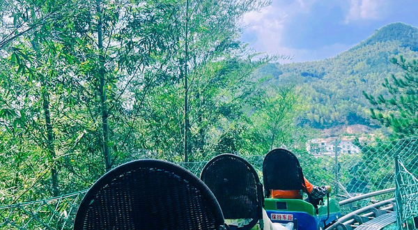 天柱山魔幻森林