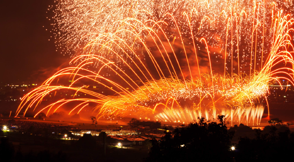 八代全国花火竞技大会