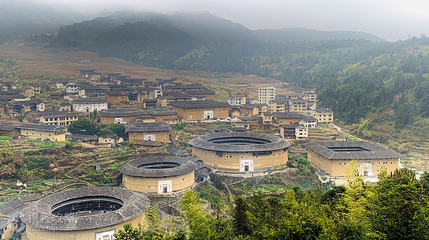福建初溪客家土楼群第 2 张图片