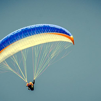 荆门圣境山滑翔伞俱乐部