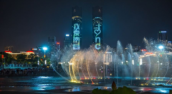 南昌秋水广场-音乐喷泉