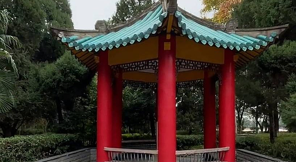 武汉大学(文理学部)-六一惨案纪念亭