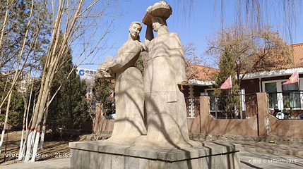 人民广场第 1 张图片