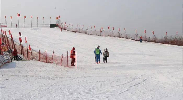 中国牡丹园滑雪场