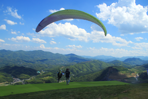杭州叠空滑翔伞基地