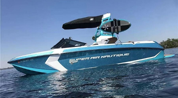 秦皇岛国际尾波冲浪基地