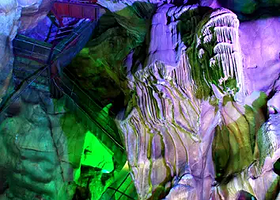 通天飞瀑-通天云梯