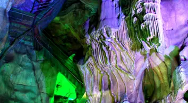 通天飞瀑-通天云梯