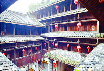 田中赋土楼群第 1 张图片