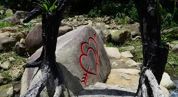 玫瑰小镇情人谷