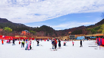 大别山滑雪乐园