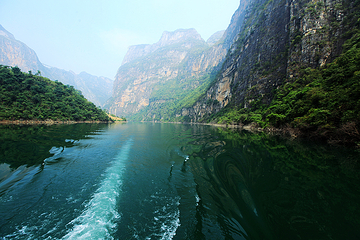 花江大峡谷第 8 张图片