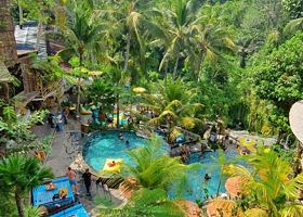 杜卡德河俱乐部